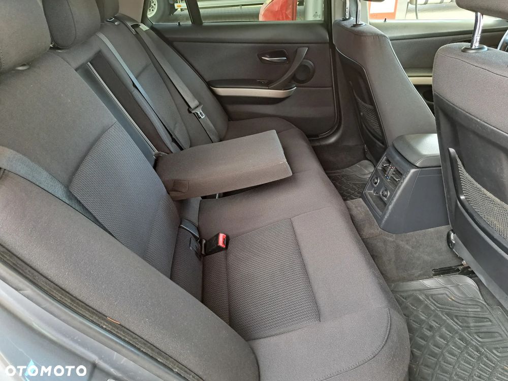 BMW Seria 3 - 19