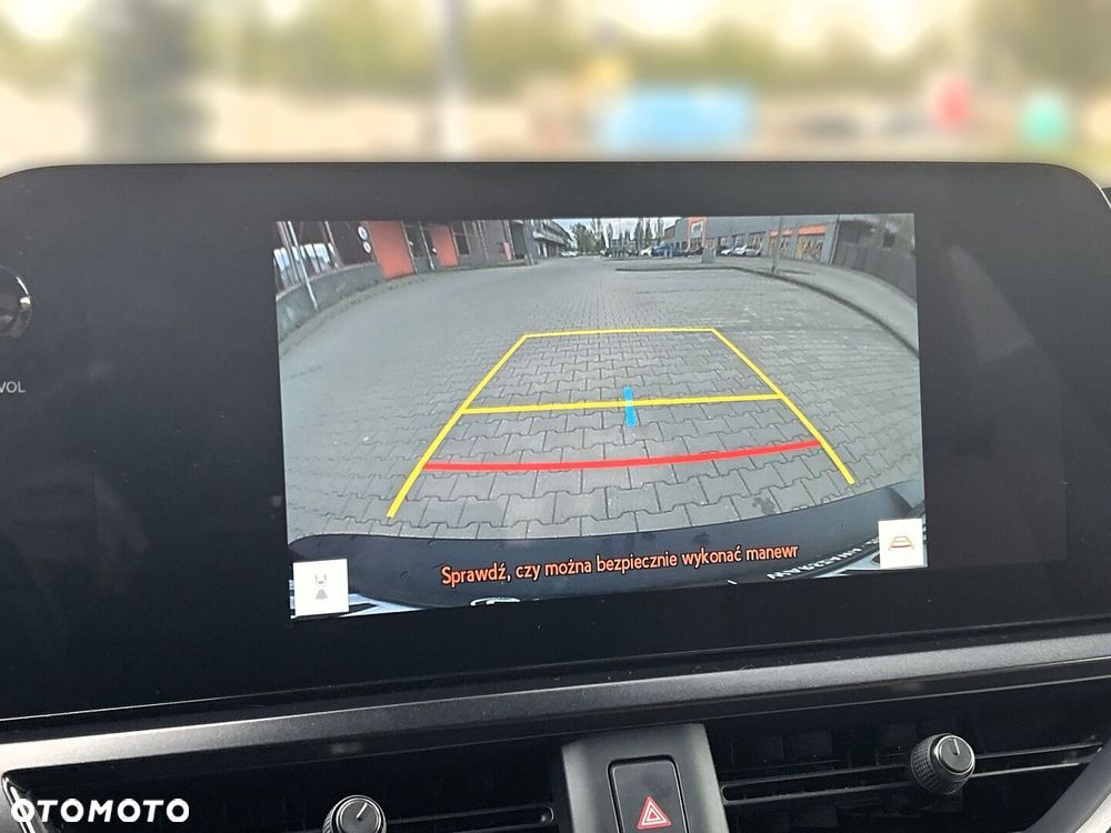 Lexus UX 250h GPF F Sport Design+ 2WD - 23