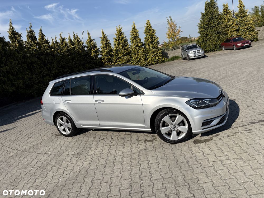 Volkswagen Golf - 4