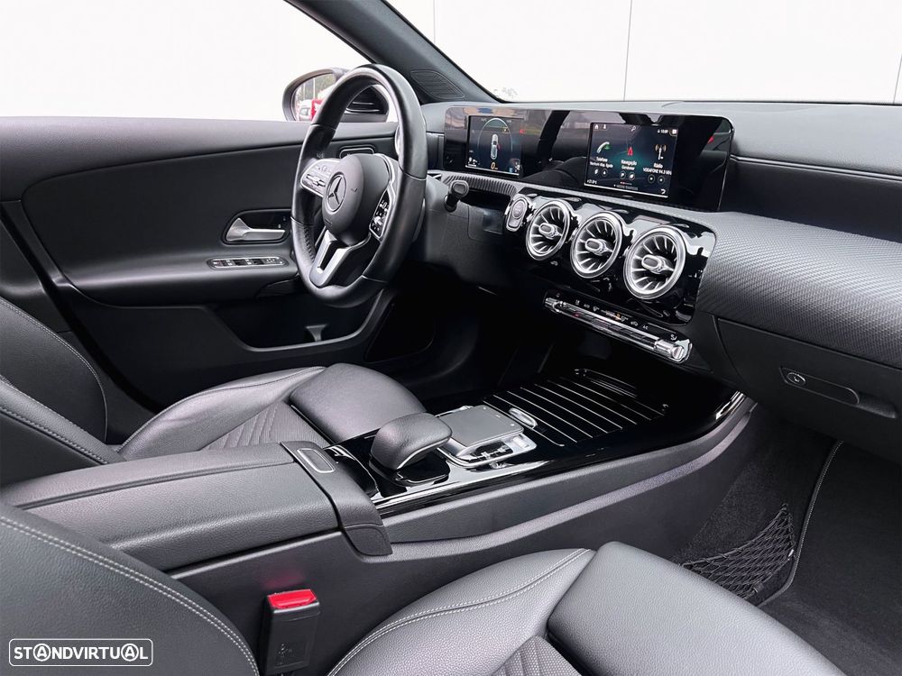 Mercedes-Benz A 180 d Style Plus Aut. - 33