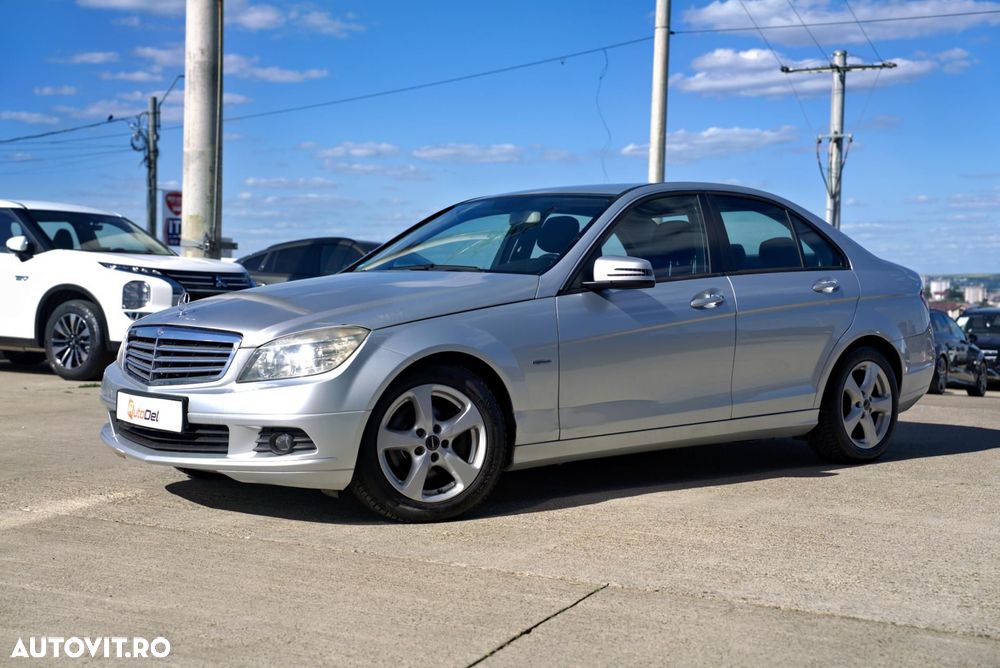 Mercedes-Benz C 200 CDI DPF (BlueEFFICIENCY) Avantgarde - 7