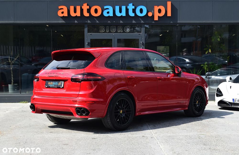 Porsche Cayenne GTS - 28