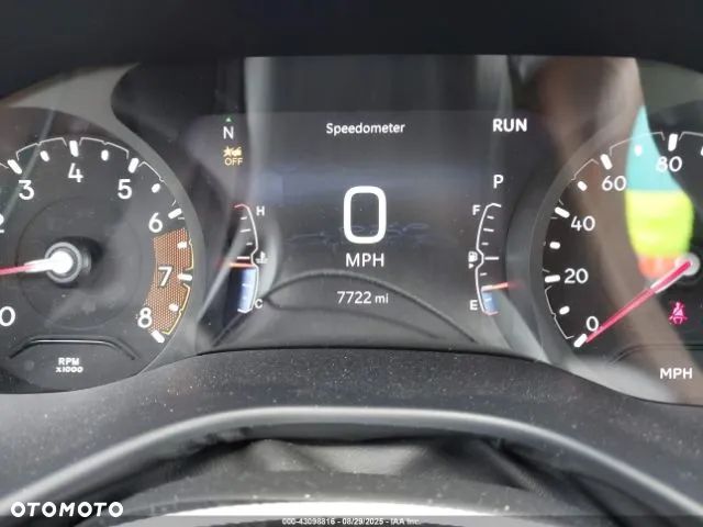 Jeep Compass - 16