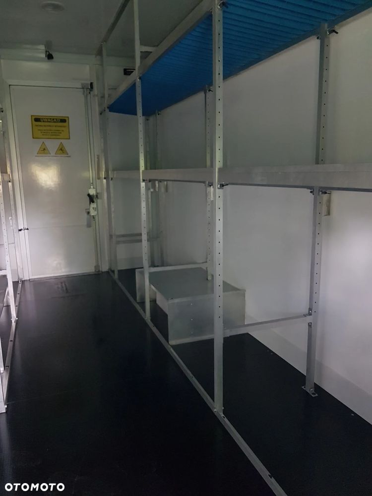 Iveco DAILY KONTENER NISKOPODŁOGOWY 4,43x2,23x2,42 SKLEP FOODTRUCK BAR KLIMA KONIOWÓZ KAMPER - 39