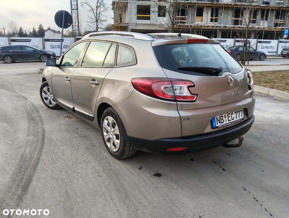 Renault Megane TCe 130 Expression - 6