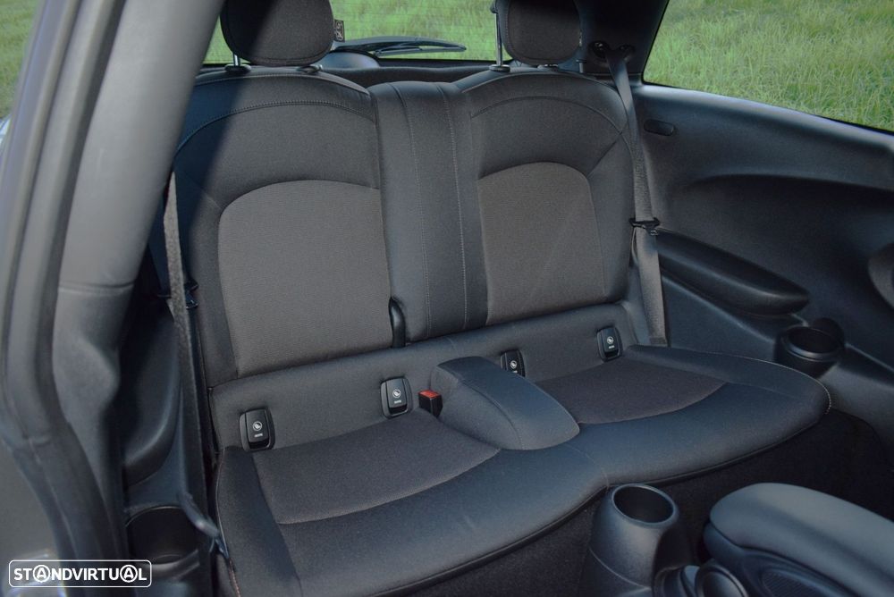 MINI 3 Portas One Classic - 42