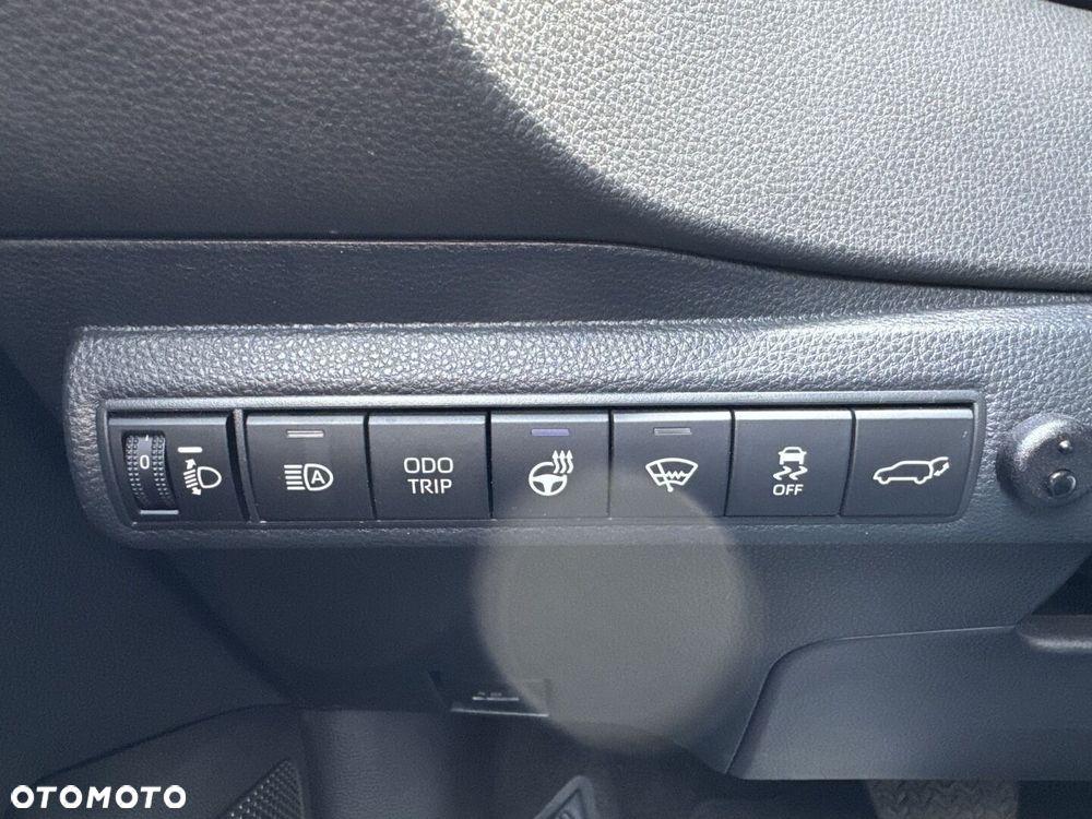Toyota Corolla - 22