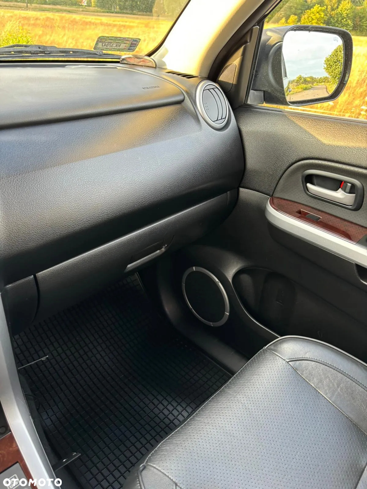 Suzuki Grand Vitara 1.9 DDiS - 25