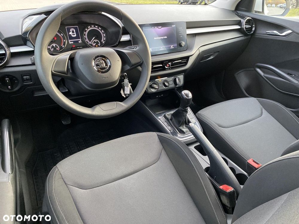Skoda Fabia 1.0 Ambition - 14