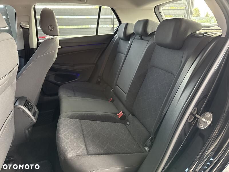 Volkswagen Golf - 19