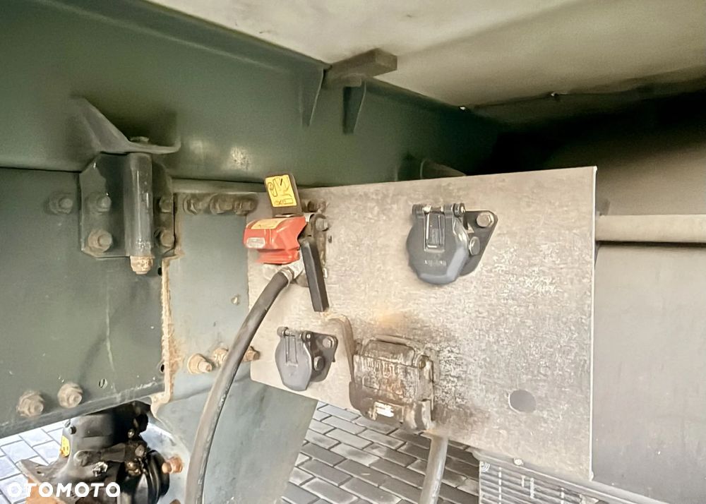 Iveco STRALIS HI-way XP - 8