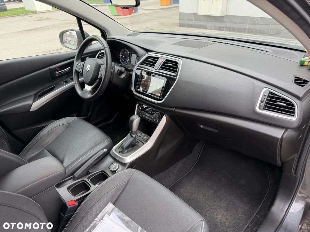 Suzuki SX4 S-Cross 1.4 T Elegance Sun 4WD - 8