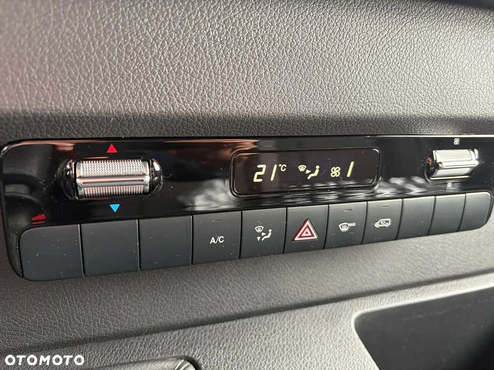 Mercedes-Benz Sprinter L4H2 - 16