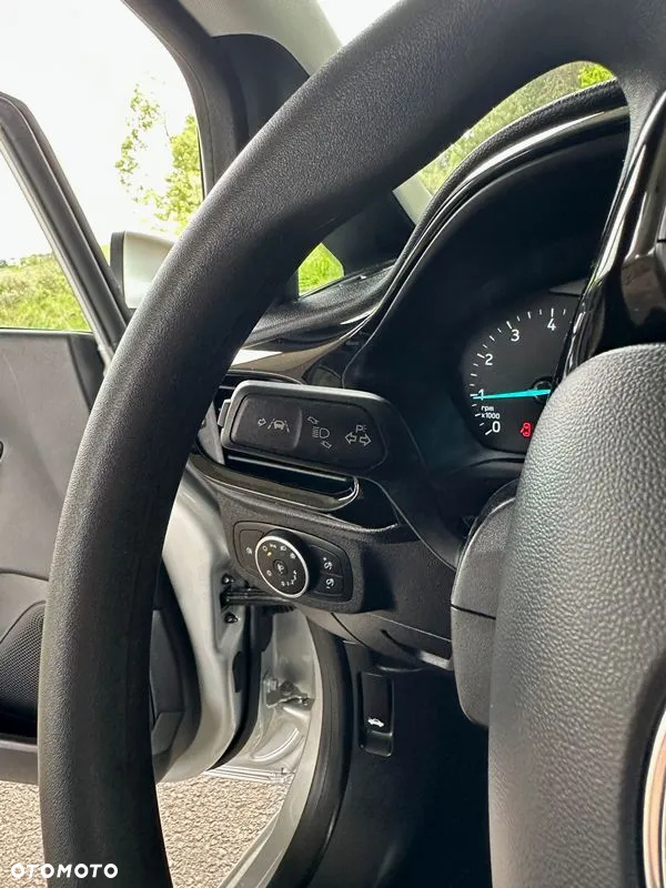 Ford Fiesta - 19