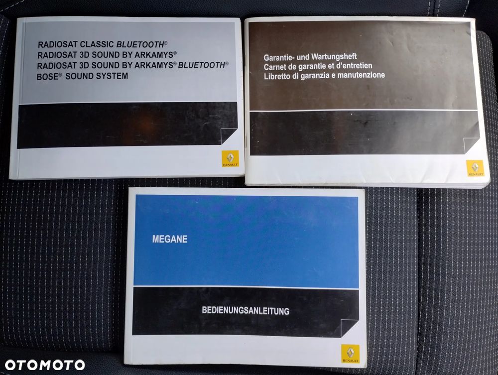 Renault Megane TCe 180 GT - 27