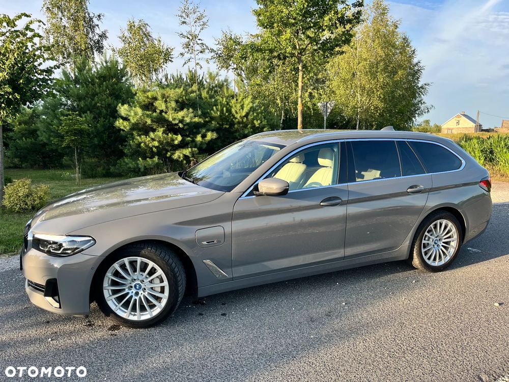 BMW Seria 5 520e Luxury Line - 3
