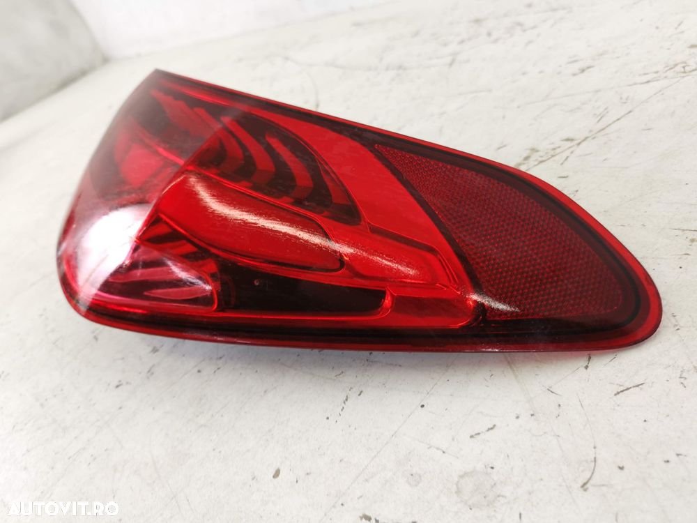 Lampa Stop Dreapta Spate Mercedes-Benz  C-Class W206 2020 2021 2022 Or - 4