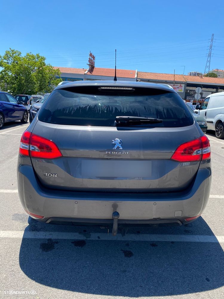 Peugeot 308 SW BlueHDi 130 EAT8 Business - 12