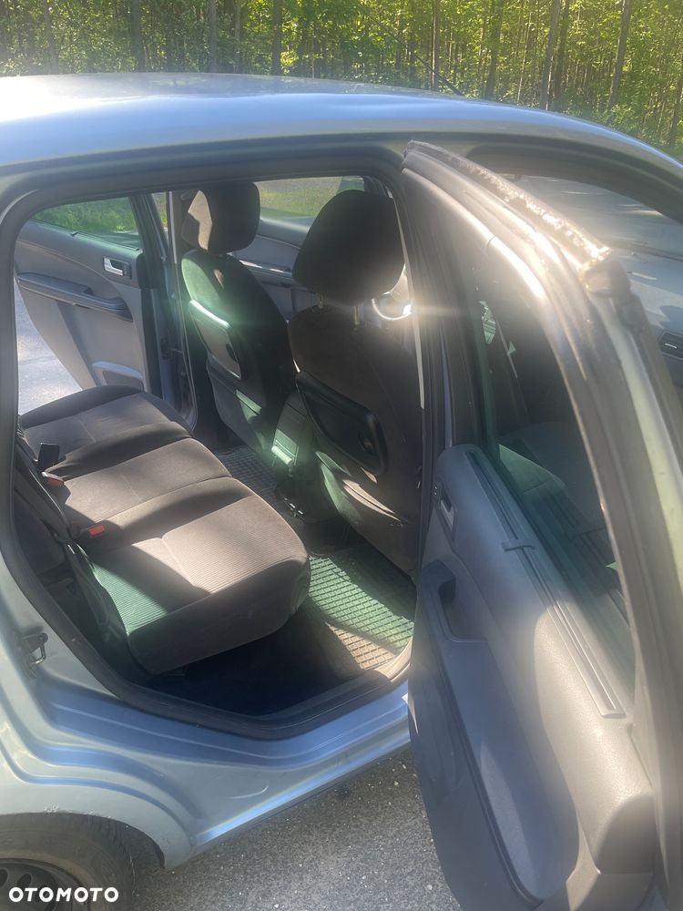 Ford Focus C-Max 1.8 TDCi Ghia - 12