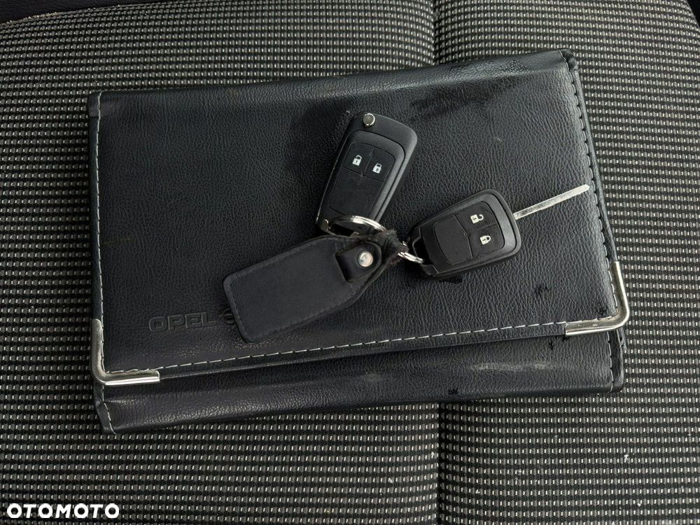 Opel Astra 1.7 CDTI - 28