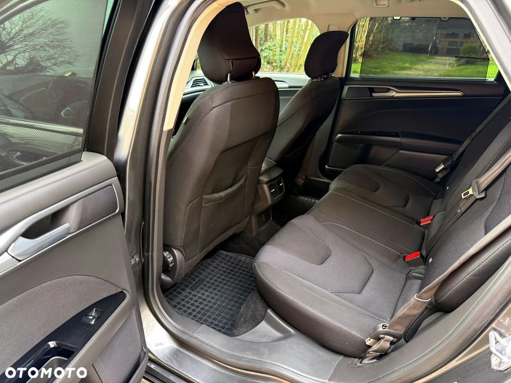 Ford Mondeo 2.0 TDCi Titanium - 18