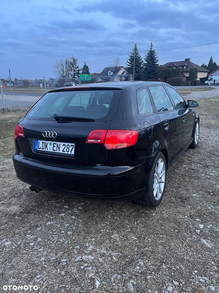 Audi A3 Sportback 2.0 TDI DPF Ambition - 4