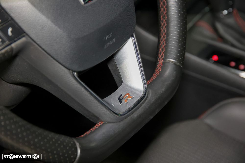 SEAT Leon ST 2.0 TDI FR DSG S/S - 35