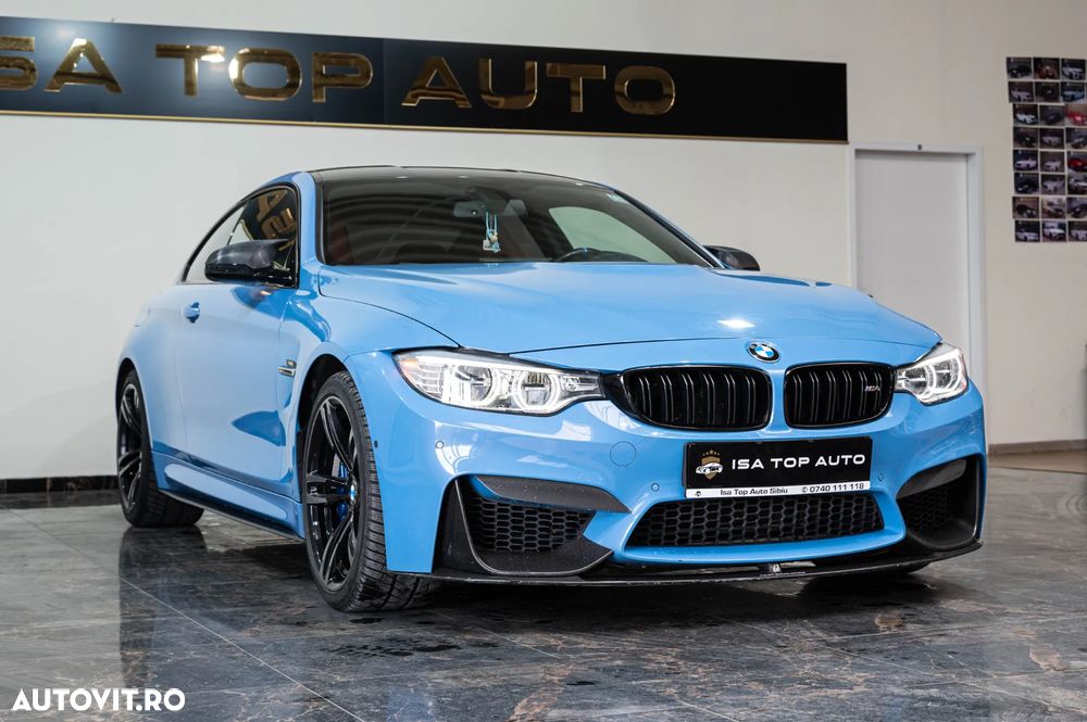 BMW M4 Coupe DKG - 12