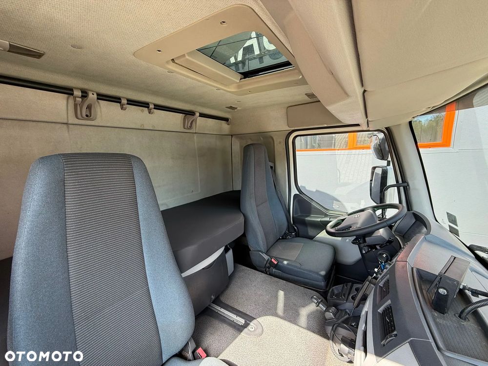 Volvo FL FE 18.290 / E5 / chłodnia 19 Epal / kabina sypialna / świeżo z Niemiec ! - 32
