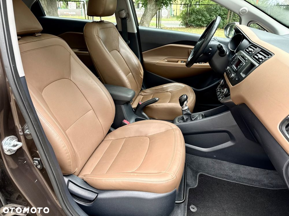 Kia Rio 1.4 Platinum Edition - 29