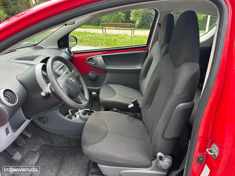 Toyota Aygo Cool - 10