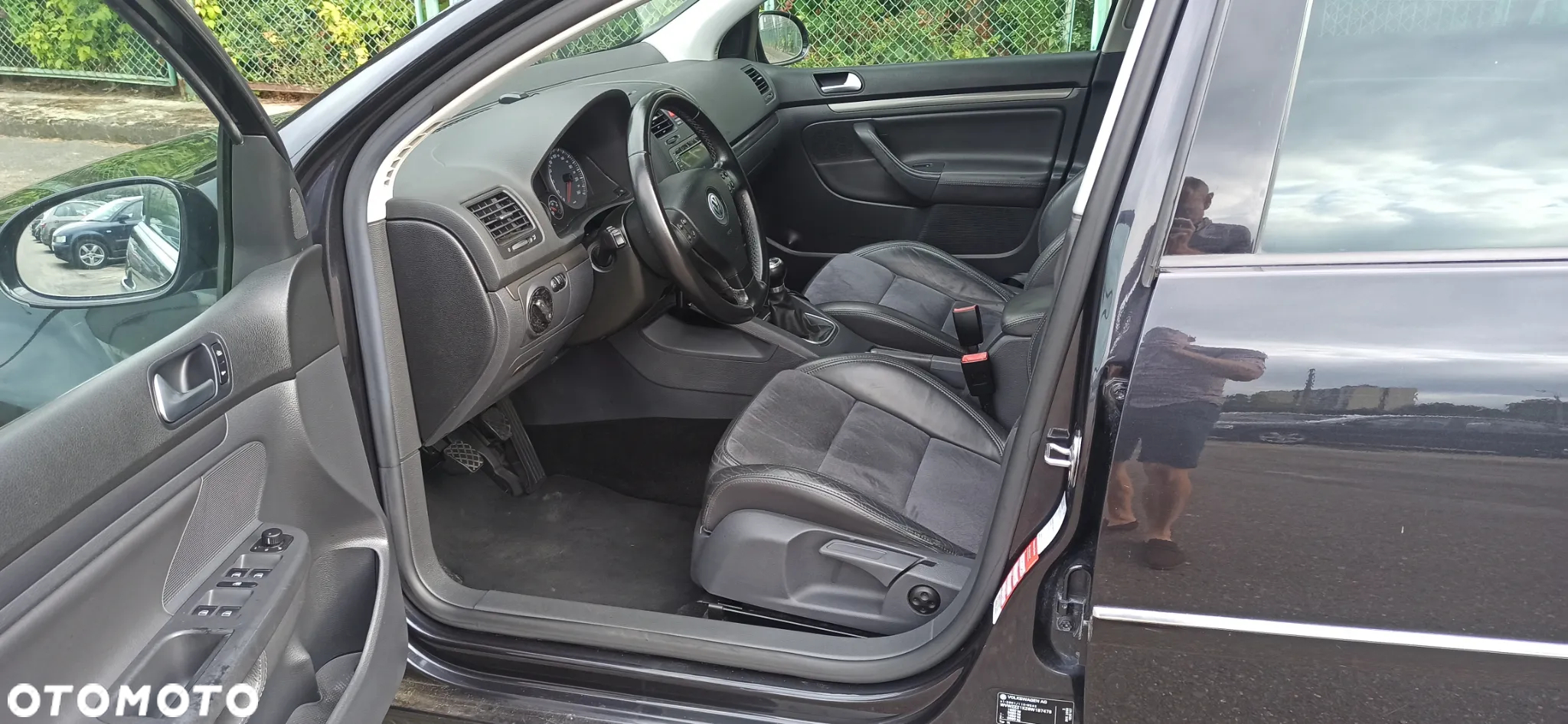 Volkswagen Golf 2.0 FSI 4Motion GT Sport - 5