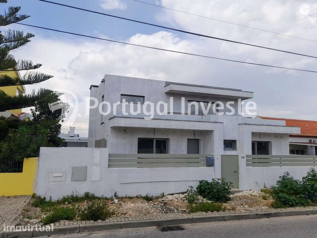 Fantástica Moradia Isolada 2 pisos, T4 com piscina - Azeitão - Grande imagem: 4/13