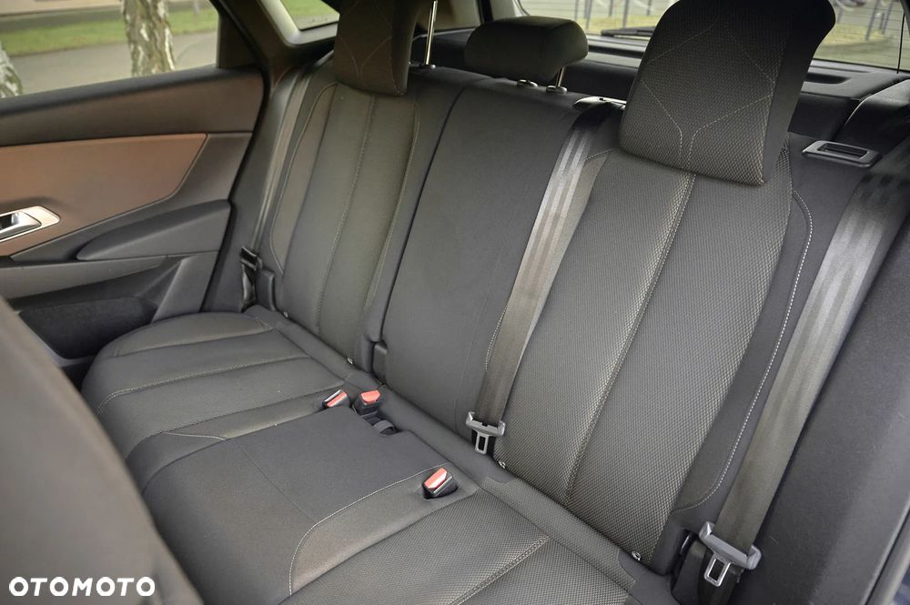 DS Automobiles DS 7 Crossback - 27