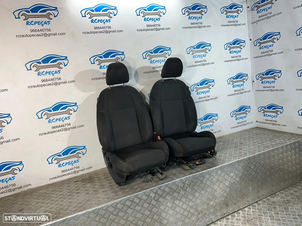 .Conjunto Bancos Tecido Alfa Romeo Giulietta 2010 - 2016 - 8