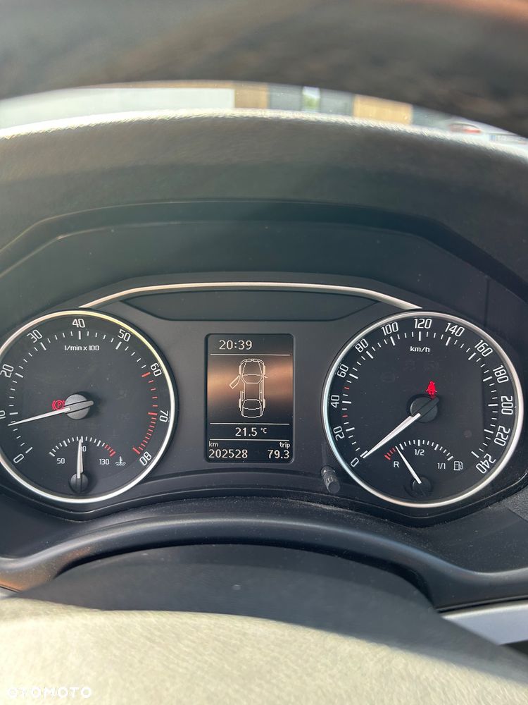Skoda Octavia 1.8 TSI Family Plus - 22