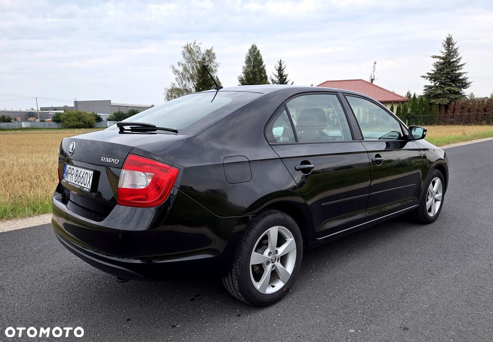 Skoda RAPID 1.6 TDI DPF Style - 5