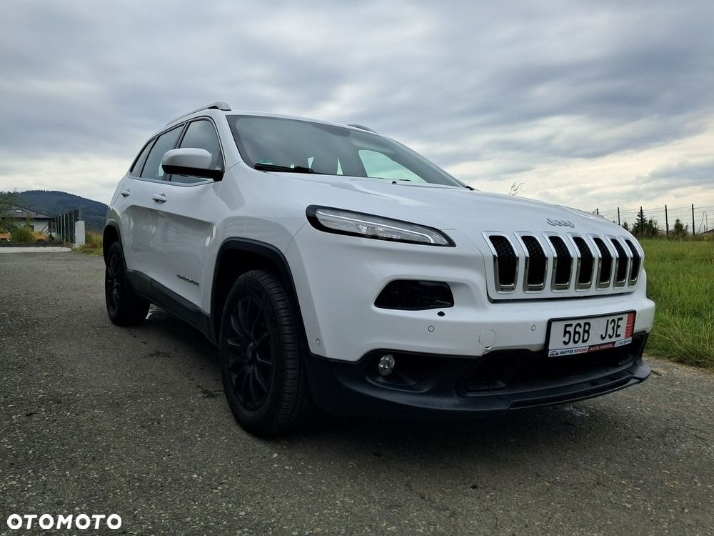 Jeep Cherokee - 3