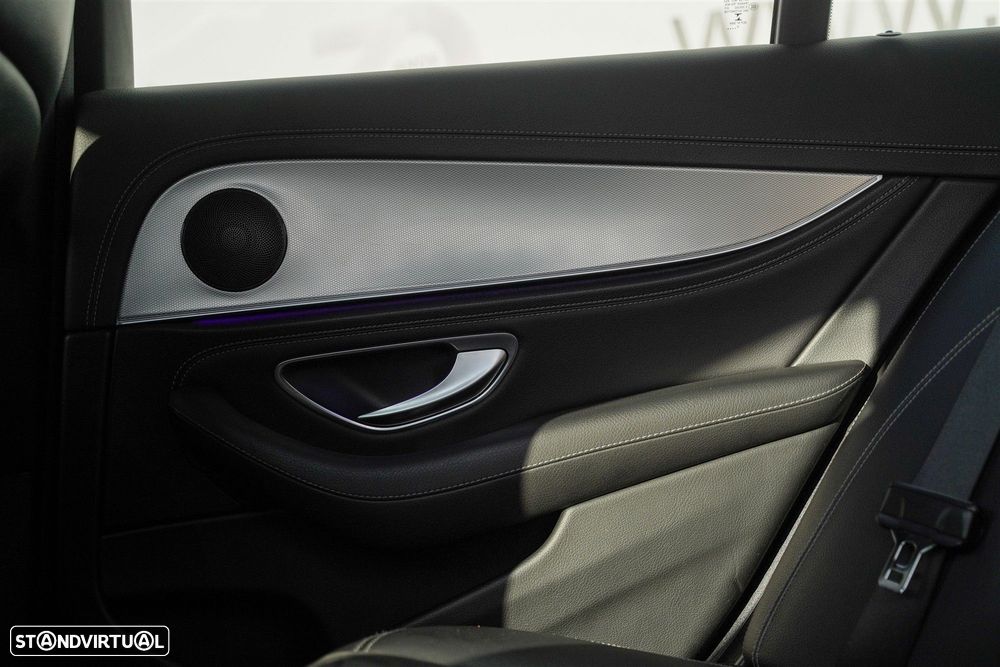 Mercedes-Benz E 220 d AMG Line - 14