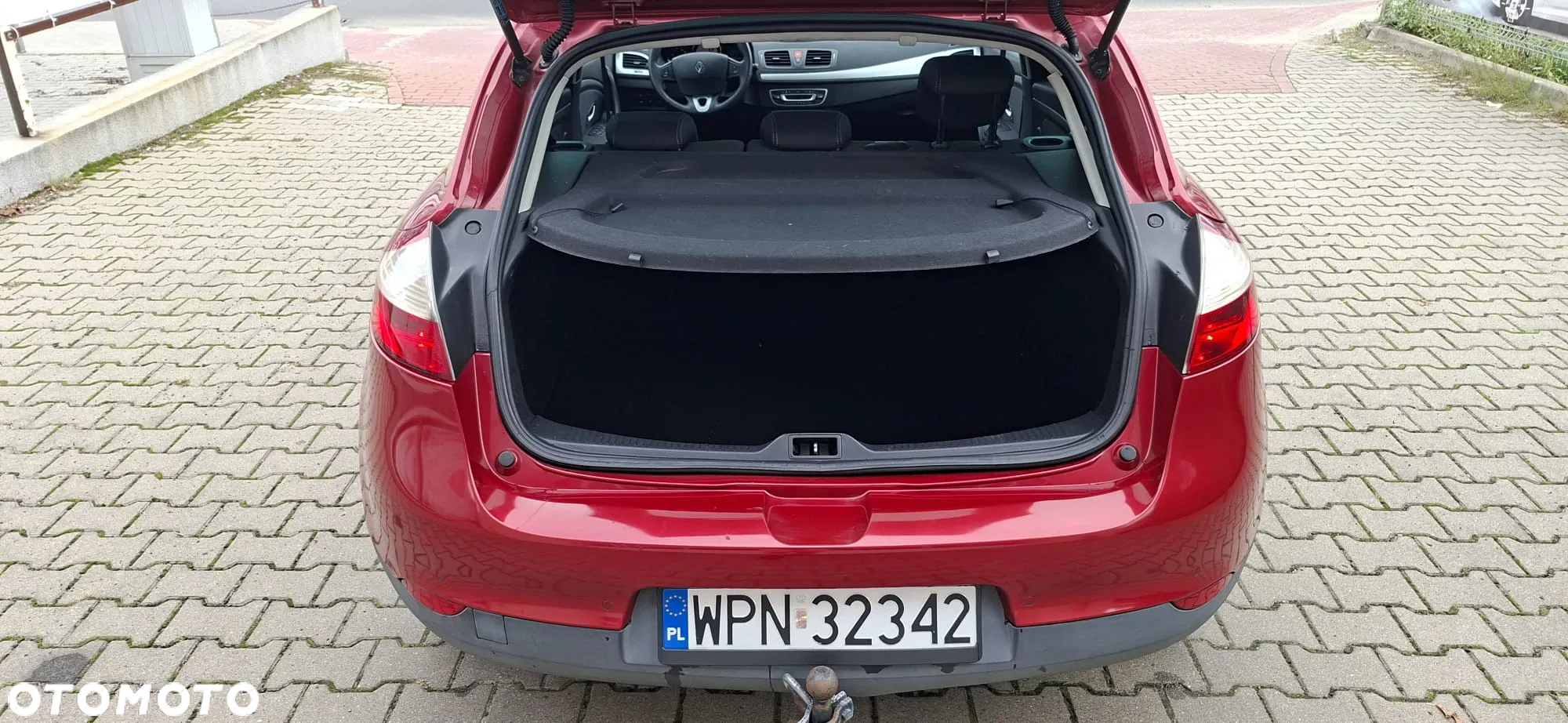 Renault Megane TCe 180 GT - 29