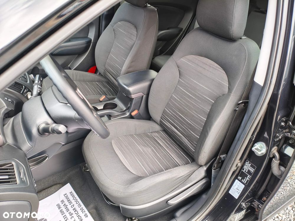 Hyundai ix35 1.6 2WD Classic - 19