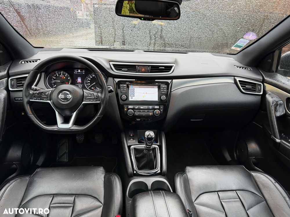 Nissan Qashqai 1.6 DIG-T TEKNA+ - 26