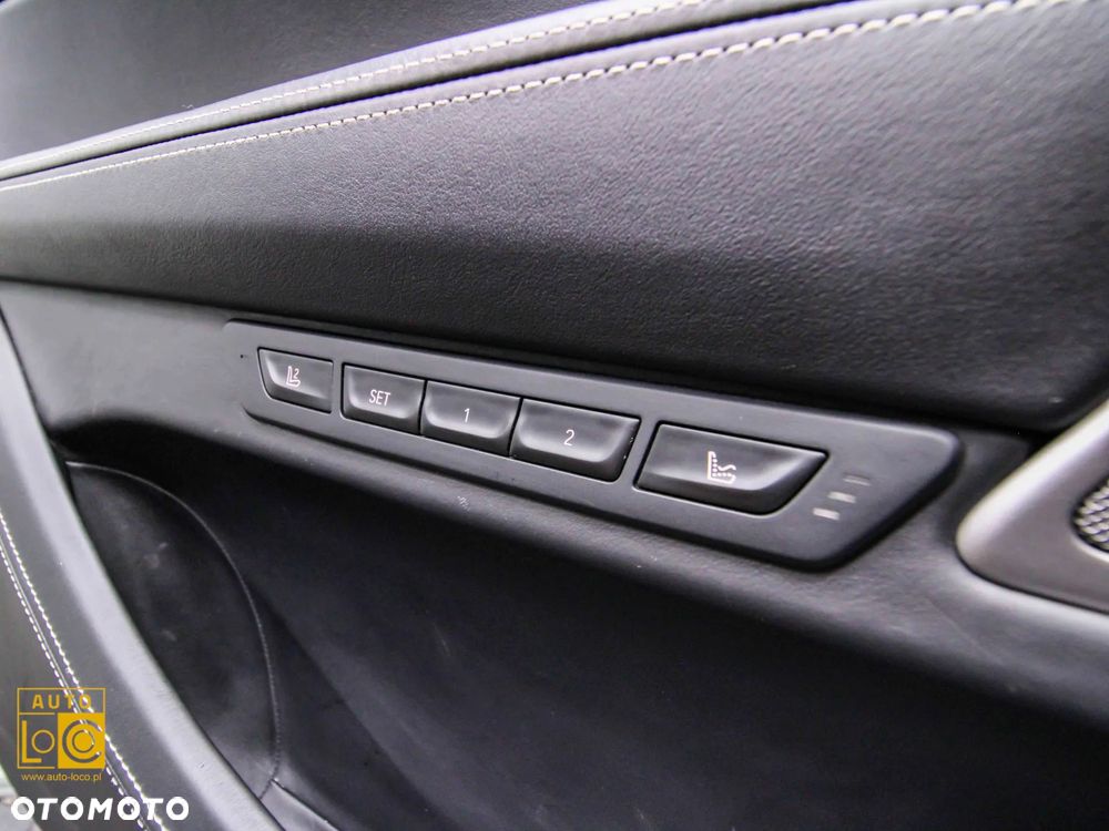 BMW Seria 7 750Ld xDrive - 37