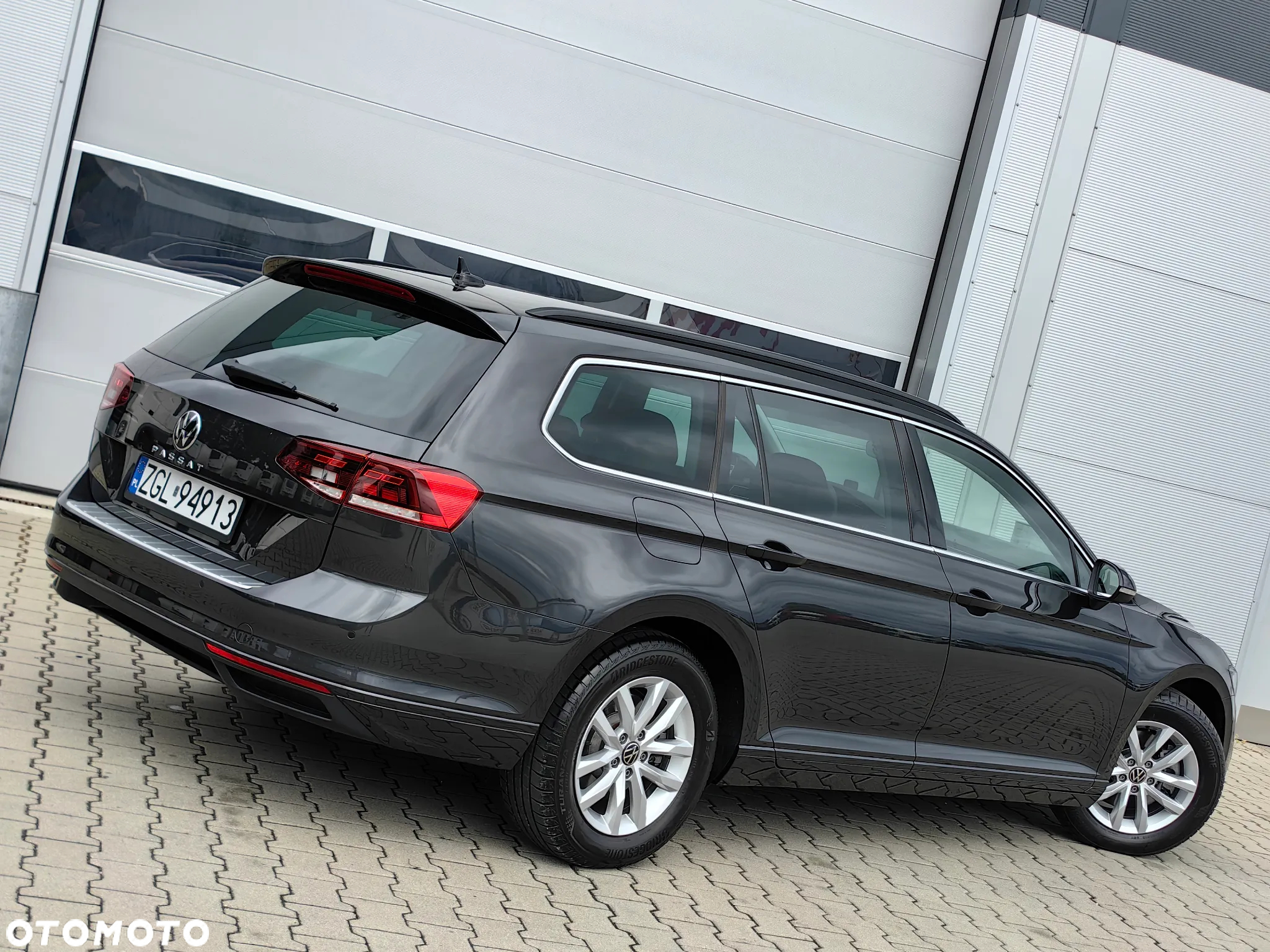 Volkswagen Passat Variant 1.5 TSI OPF DSG Highline - 5