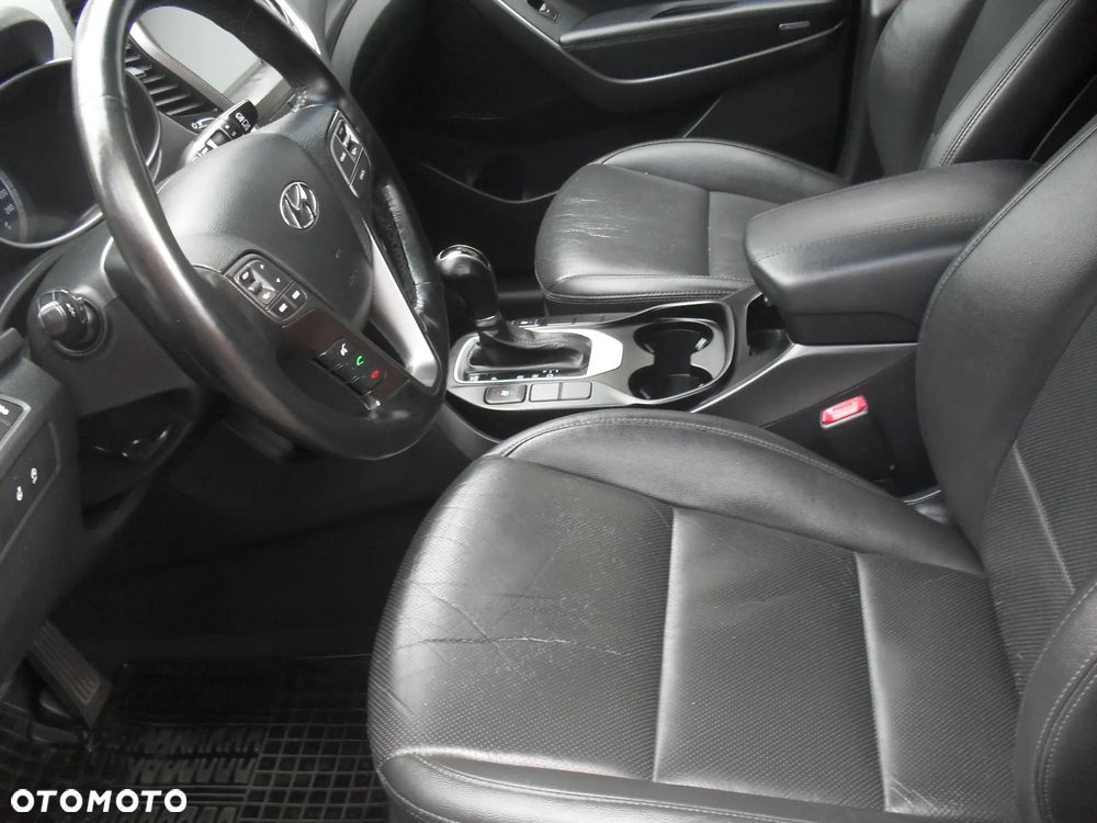 Hyundai Santa Fe - 15