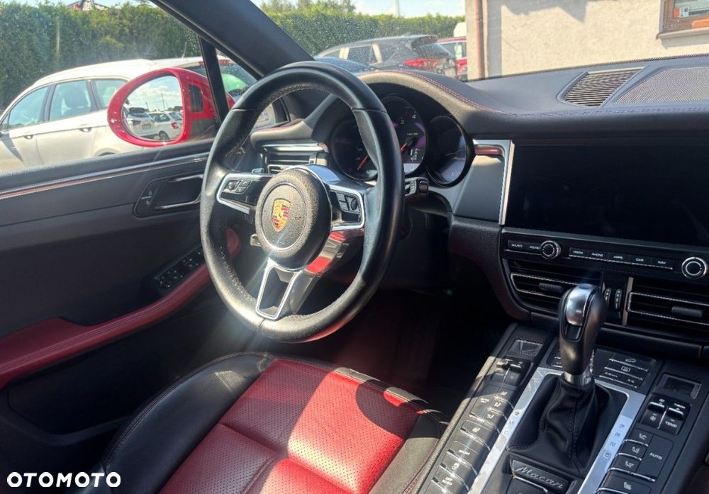 Porsche Macan - 13