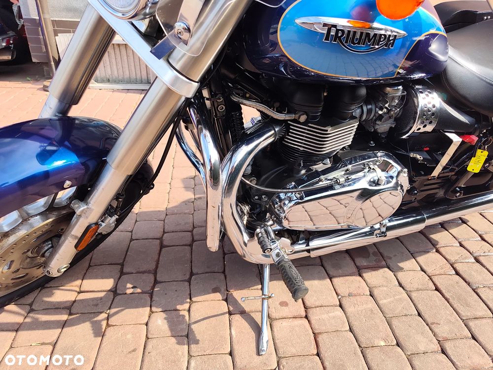 Triumph America - 27