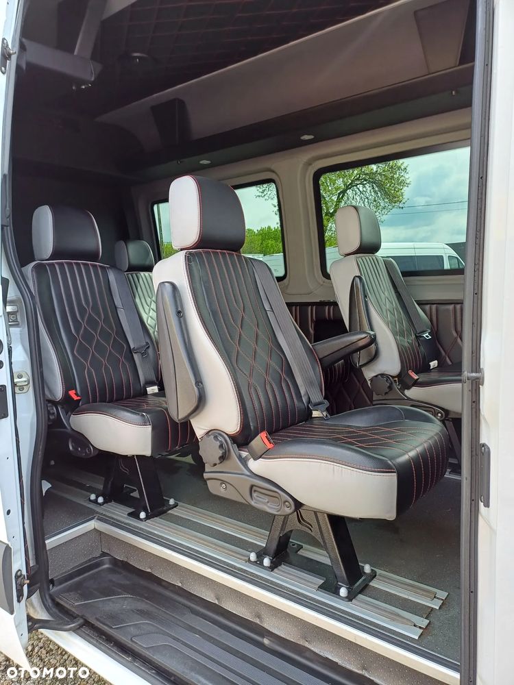 Mercedes-Benz Sprinter - 17