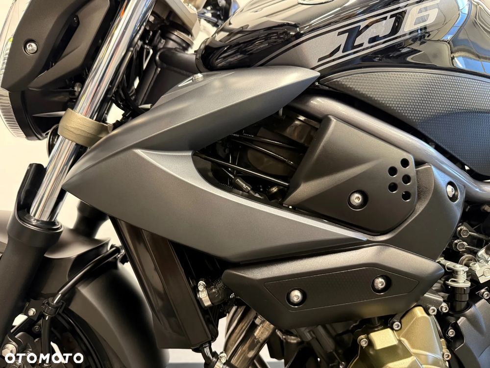 Yamaha XJ - 23