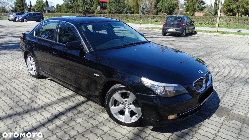 BMW Seria 5 525d - 2